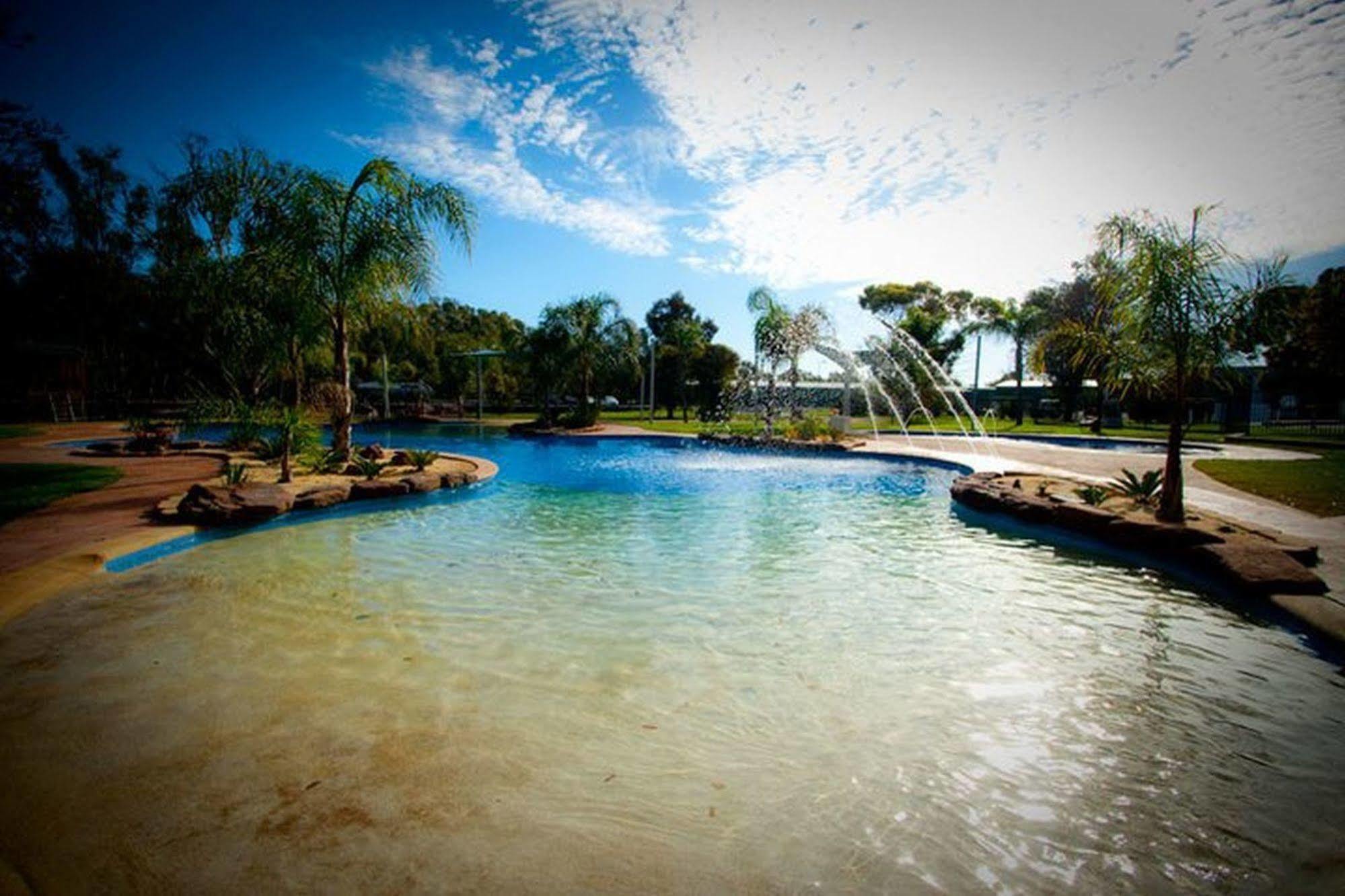 אצ'וקה Tasman Holiday Parks - Merool On The Murray מראה חיצוני תמונה